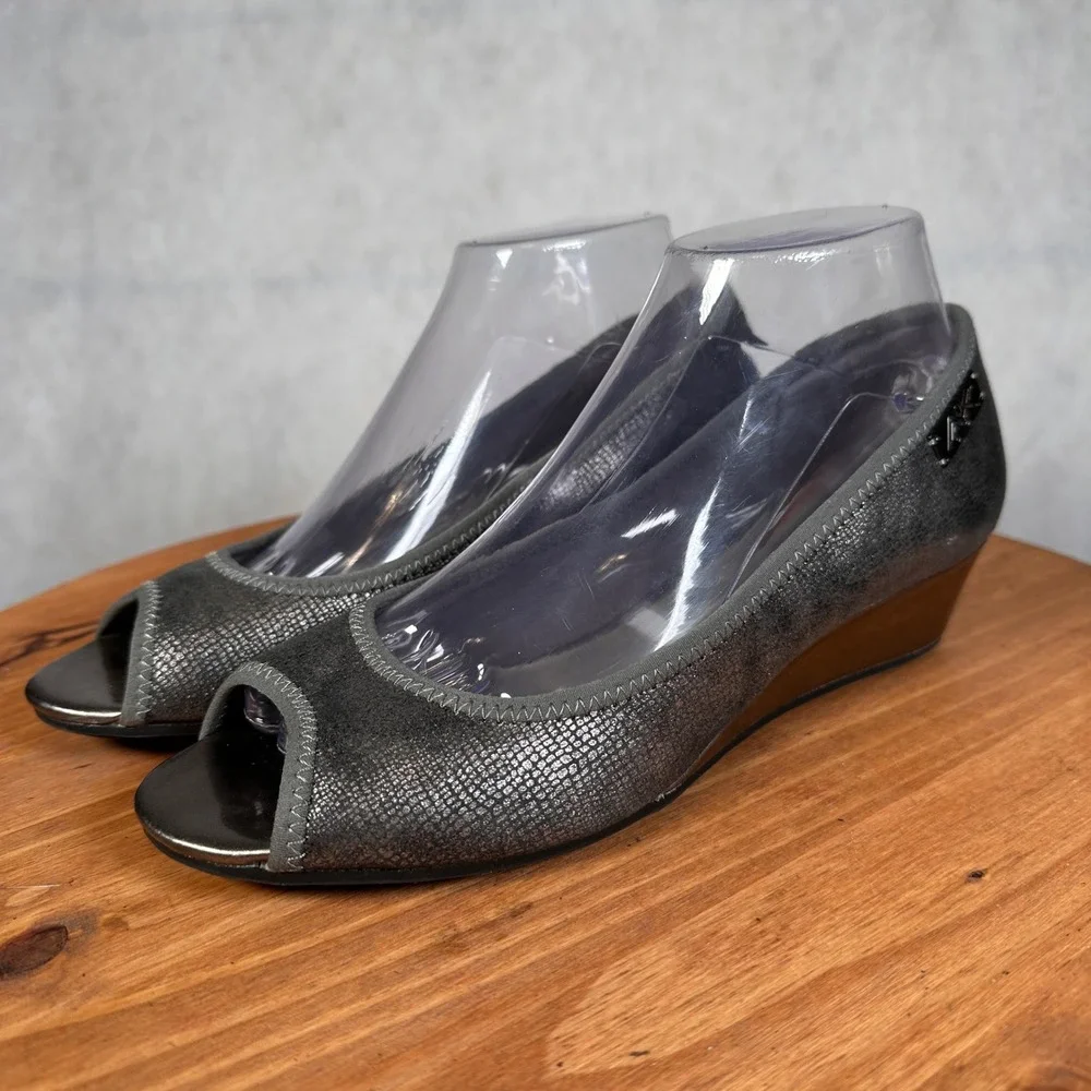 Anne Klein Sport Wedge Heels Womens 8M Pewter Good Snakeskin Peep Toe Shoes